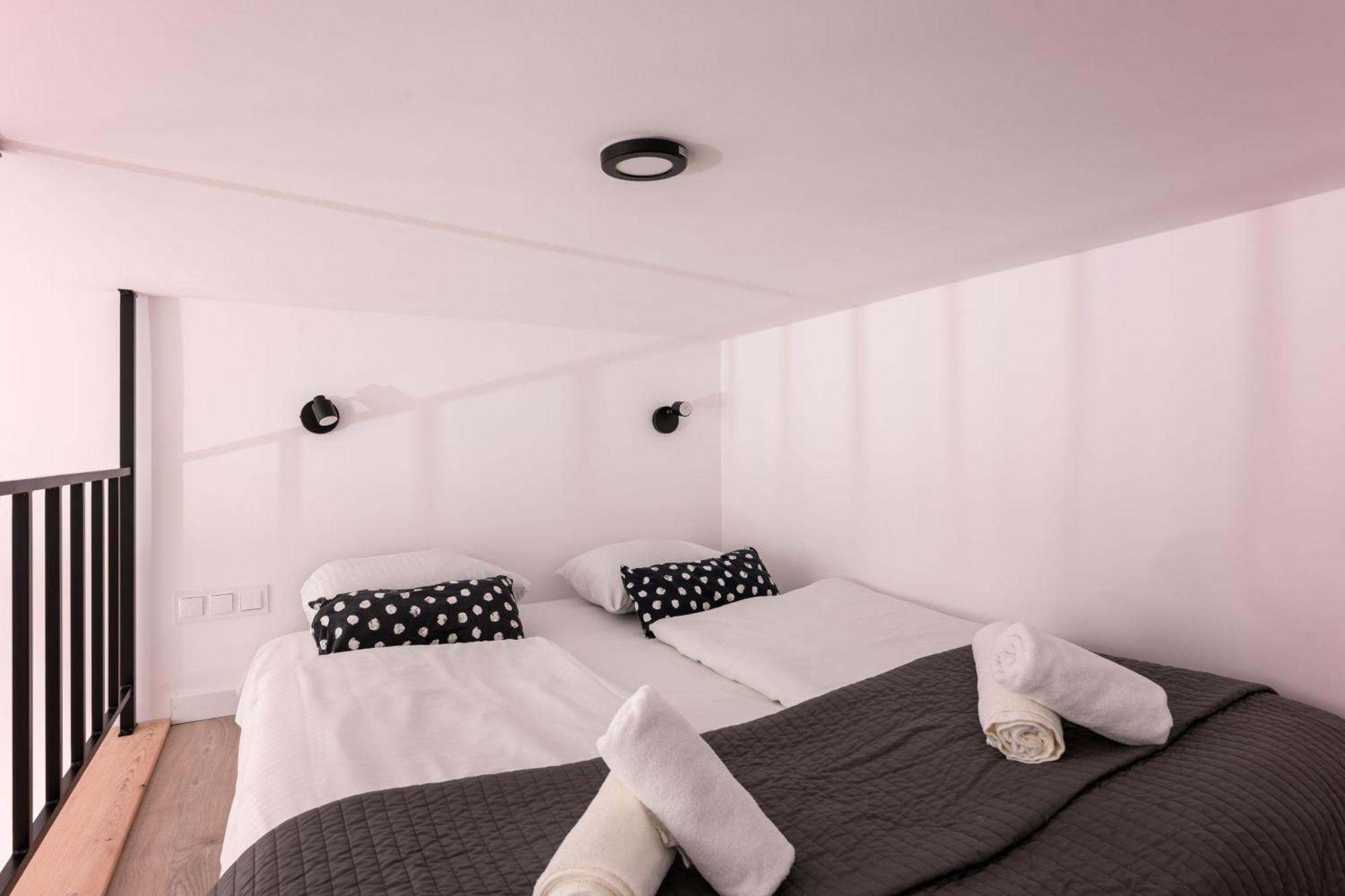 Dietla 99 - Ideal Location - In The Heart Of