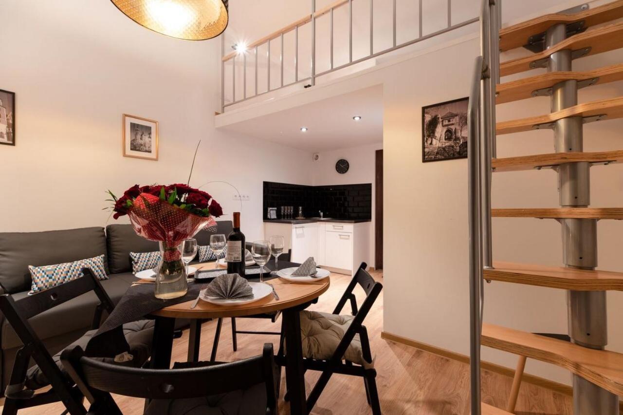 Dietla 99 - Ideal Location - In The Heart Of 3*