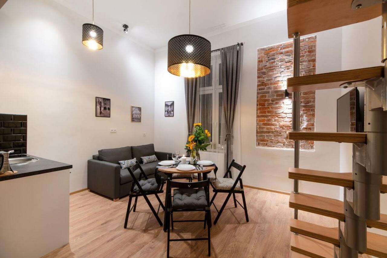 Dietla 99 - Ideal Location - In The Heart Of
