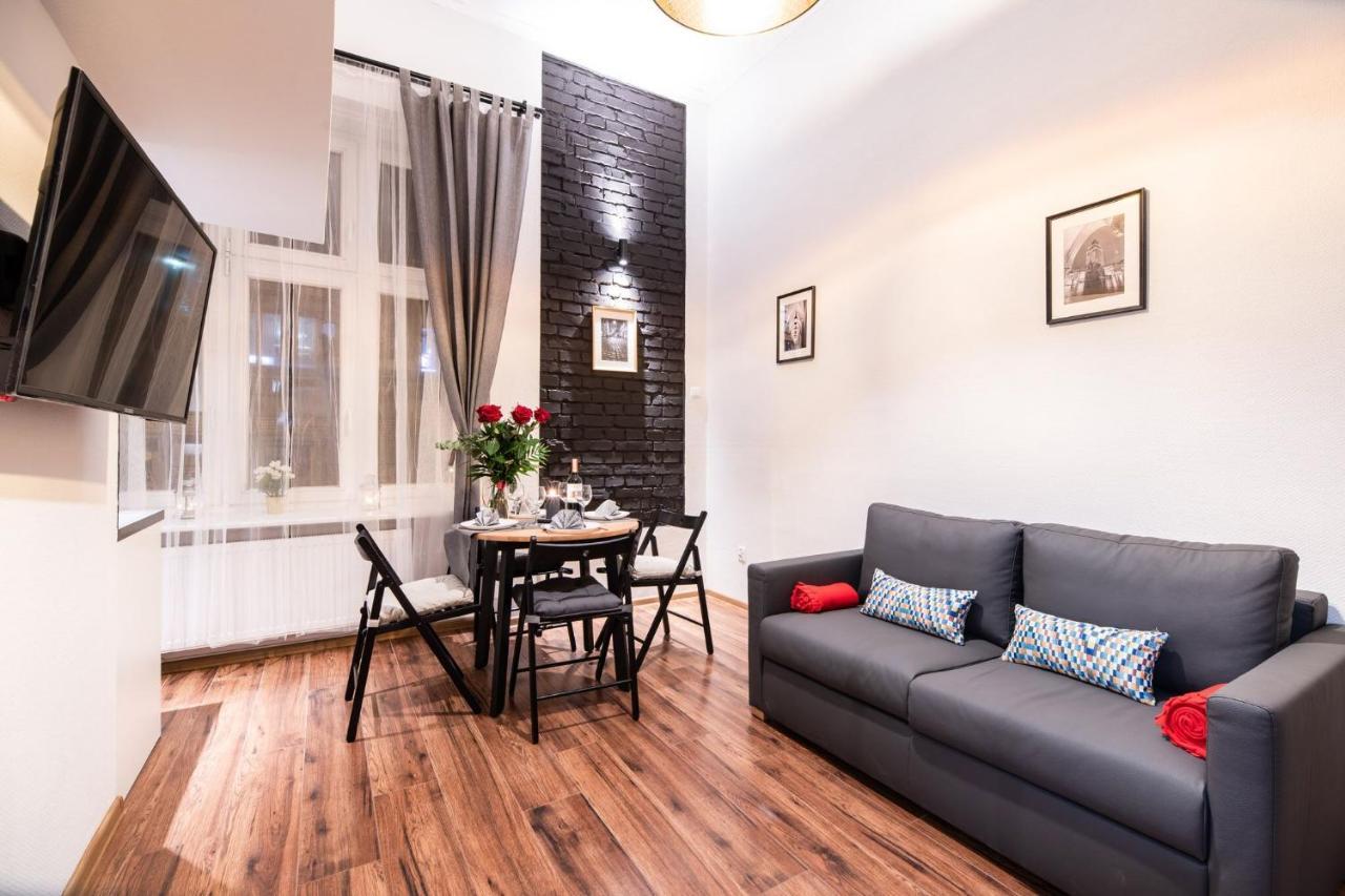 Dietla 99 - Ideal Location - In The Heart Of 3*